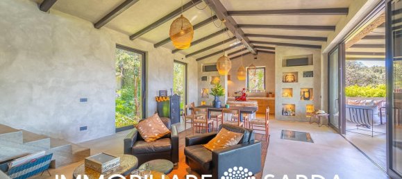 4 bedrooms Villa in Olbia, Italy No. 354098 2