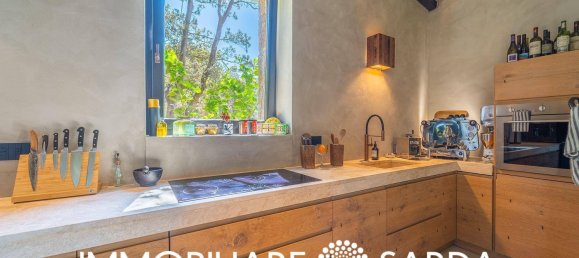 4 bedrooms Villa in Olbia, Italy No. 354098 10