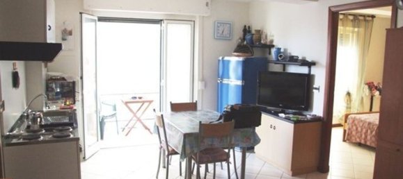 3 rooms Apartment in Ameglia, Italy No. 72319 2