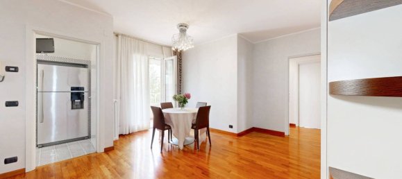 2 bedrooms Apartment in Milan, Italy No. 282296 11