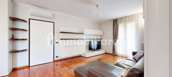 2 bedrooms Apartment in Milan, Italy No. 282296 34