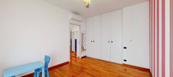 2 bedrooms Apartment in Milan, Italy No. 282296 21