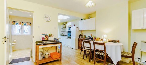 3 bedrooms House in Purley, United Kingdom No. 8067 19