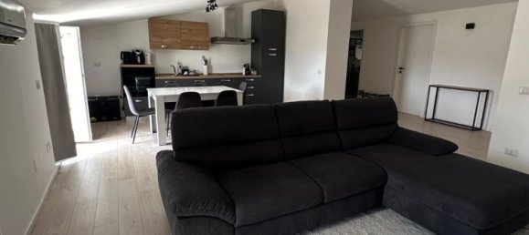 Ático de 3 habitaciónes en Casapulla, Italy No. 280057 11