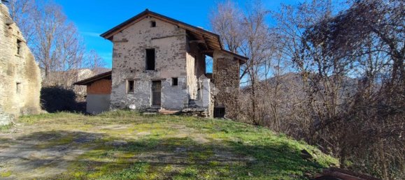 4 rooms House in San Sebastiano Curone, Italy No. 25258 8