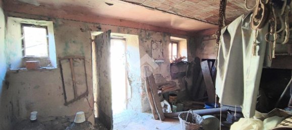 4 rooms House in San Sebastiano Curone, Italy No. 25258 7