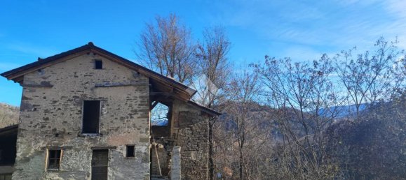 4 rooms House in San Sebastiano Curone, Italy No. 25258 17