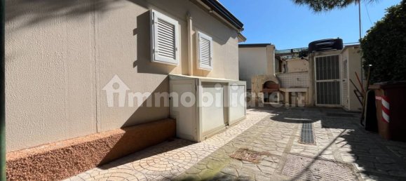 2 Schlafzimmer Villa in Borgia, Italy, Nr. 50049 15