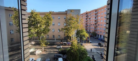2 rooms Apartment in Rome, Italy No. 24194 9
