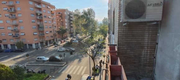 2 rooms Apartment in Rome, Italy No. 24194 36