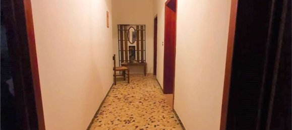 10 rooms House in Foiano della Chiana, Italy No. 226170 2