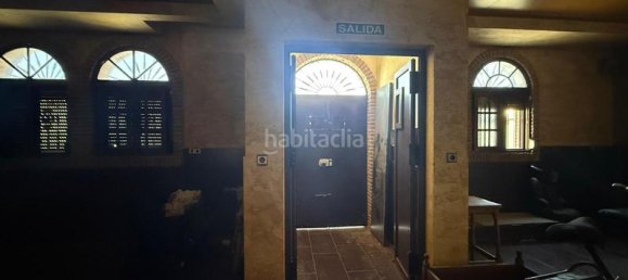 Коммерческая недвижимость с 4 спальнями в Херес, Испания № 158424 34