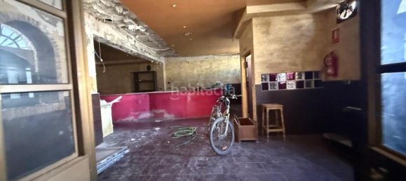 Коммерческая недвижимость с 4 спальнями в Херес, Испания № 158424 32