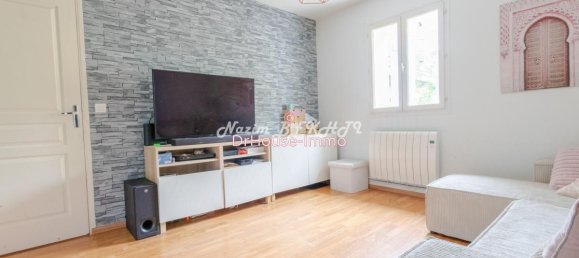 3 bedrooms House in Limay, France No. 162272 3