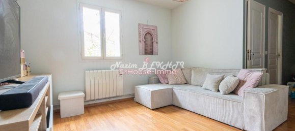 3 bedrooms House in Limay, France No. 162272 8