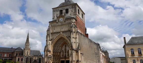 Здание с 4 спальнями в Монтрёй, Франция № 77901 2