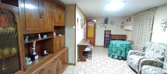 3 bedrooms House in Zaragoza, Spain No. 65508 6