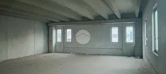 2-Zimmer Gewerbliche Immobilie in Montirone, Italy, Nr. 206998 15