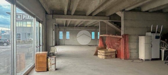 2-Zimmer Gewerbliche Immobilie in Montirone, Italy, Nr. 206998 13