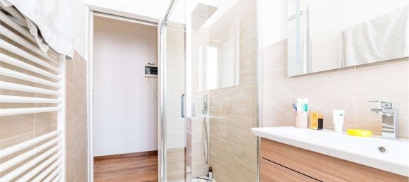 2 غرف نوم شقة في Varese, Italy رقم 373945 25