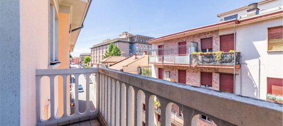 2 غرف نوم شقة في Varese, Italy رقم 373945 7