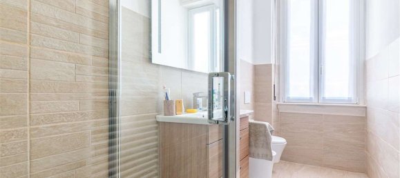 2 غرف نوم شقة في Varese, Italy رقم 373945 23