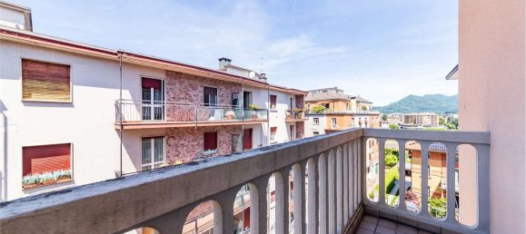 2 غرف نوم شقة في Varese, Italy رقم 373945 8