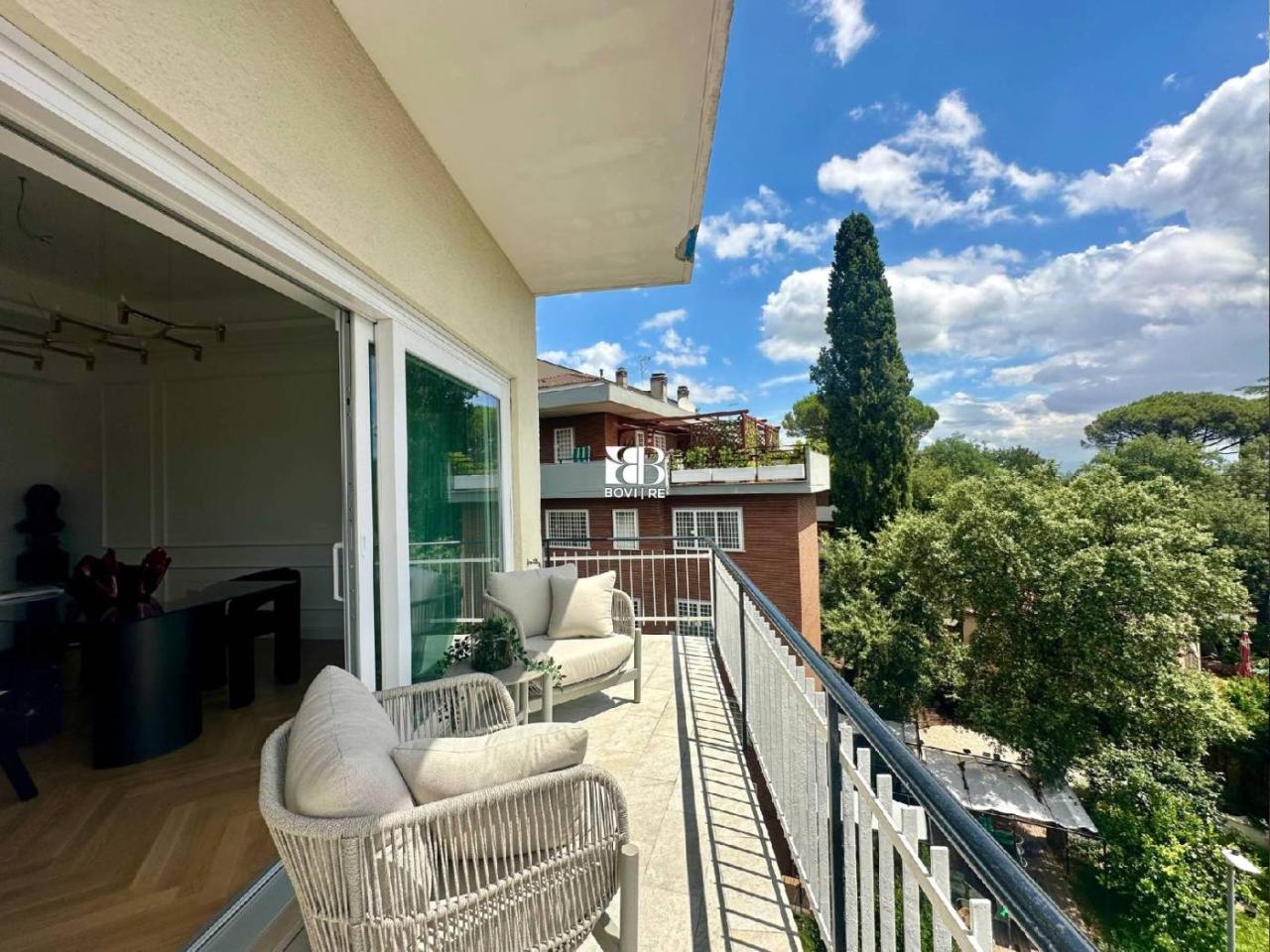 Apartamento de 5 habitaciónes en Rome, Italy No. 19163