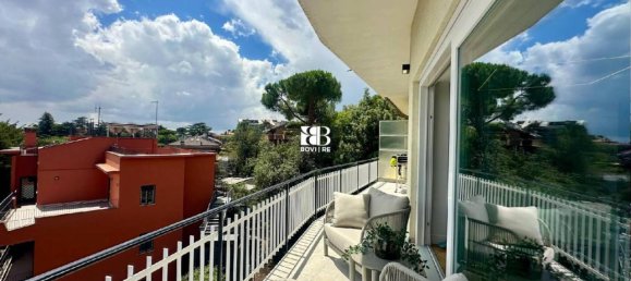 Apartamento de 5 habitaciónes en Rome, Italy No. 19163 3