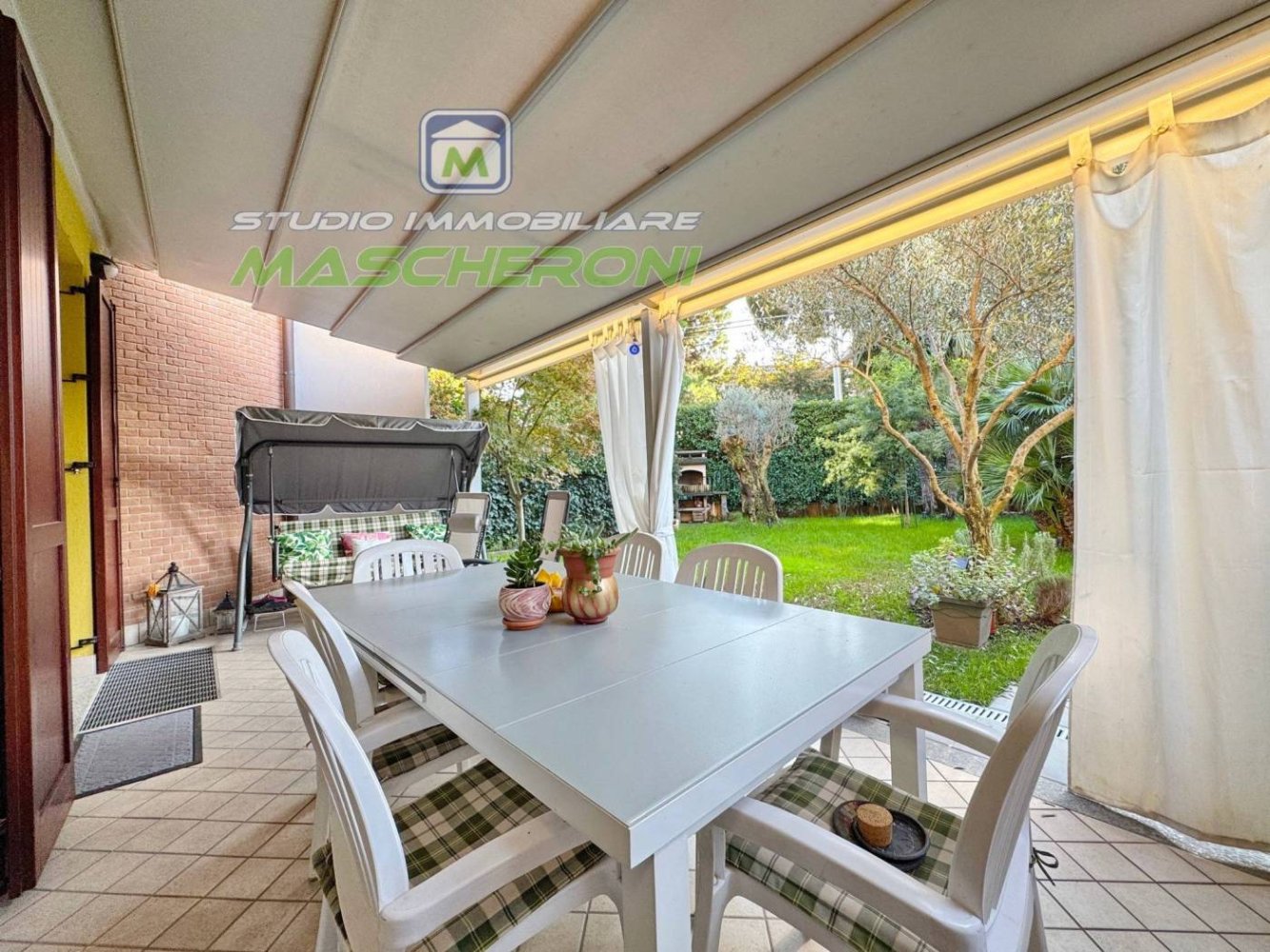 3 Schlafzimmer Haus in Paderno Dugnano, Italy, Nr. 341888