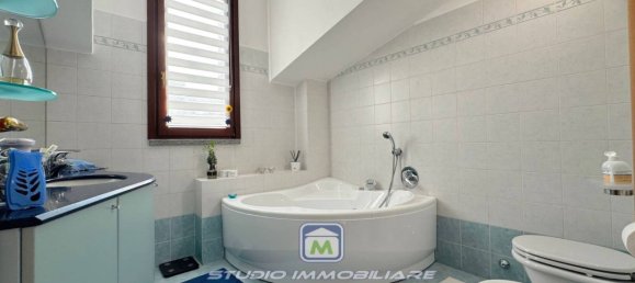 3 Schlafzimmer Haus in Paderno Dugnano, Italy, Nr. 341888 27