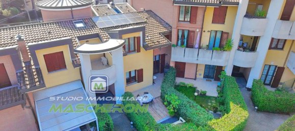 3 Schlafzimmer Haus in Paderno Dugnano, Italy, Nr. 341888 4