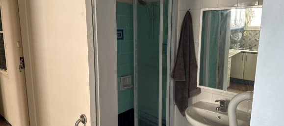 Apartamento de 3 dormitorios en Sants-Montjuïc, Spain No. 157267 4