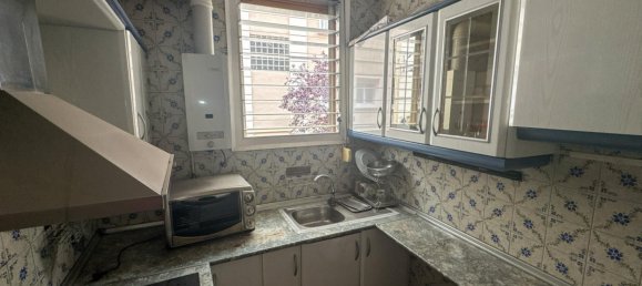 Apartamento de 3 dormitorios en Sants-Montjuïc, Spain No. 157267 3