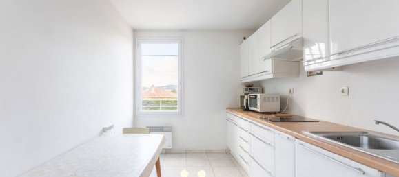 2 bedrooms Apartment in Marseille, France No. 310914 9