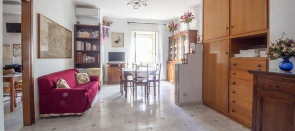 3-salle Appartement à Palombara Sabina, Italy No. 151662 2