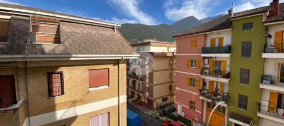 3-salle Appartement à Palombara Sabina, Italy No. 151662 21