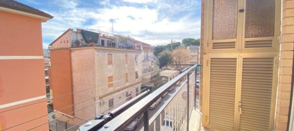 3-salle Appartement à Palombara Sabina, Italy No. 151662 13