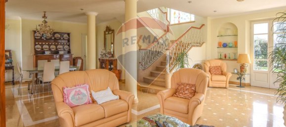 6 bedrooms Villa in Pietrasanta, Italy No. 38807 8