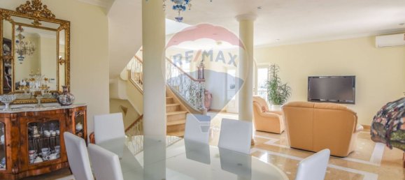 6 bedrooms Villa in Pietrasanta, Italy No. 38807 7