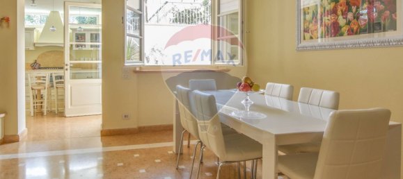 6 bedrooms Villa in Pietrasanta, Italy No. 38807 16