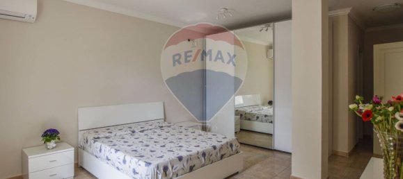 6 bedrooms Villa in Pietrasanta, Italy No. 38807 11