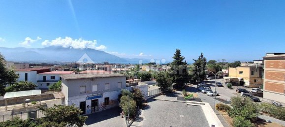 Квартира с 2 спальнями в Боскотреказе, Италия № 282365 5