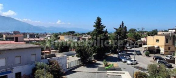 Квартира с 2 спальнями в Боскотреказе, Италия № 282365 41