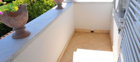 6-salle Villa à Pietrasanta, Italy No. 40619 46