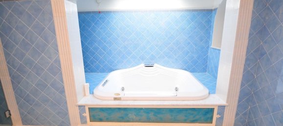 6-salle Villa à Pietrasanta, Italy No. 40619 30