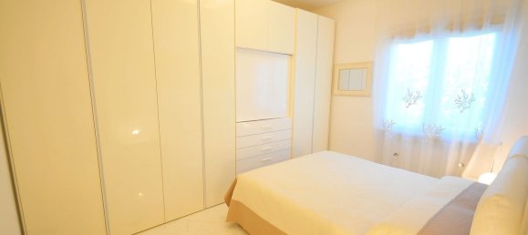 6-salle Villa à Pietrasanta, Italy No. 40619 25