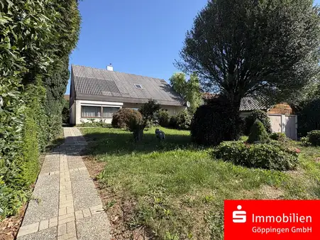 6-salle Maison de ville à Goppingen, Germany No. 359447