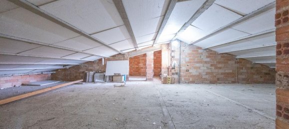 4 bedrooms House in Torello, Spain No. 143403 14