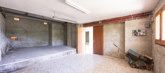 4 bedrooms House in Torello, Spain No. 143403 17